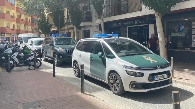 13 detinguts en una operació internacional antidroga a Eivissa