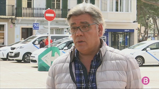 Els+taxistes+de+Menorca+redueixen+els+seus+ingressos+un+90+per+cent