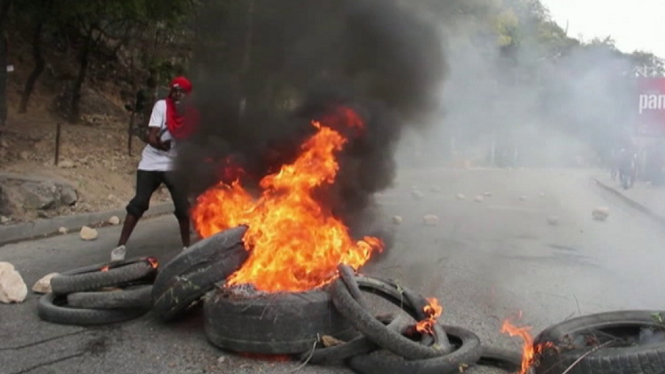 Tensió a Haití per les demandes de millora de les condicions laborals de la policia
