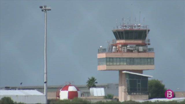 Santiago Martínez relleva Eva Valenzuela com a director de l’Aeroport de Menorca