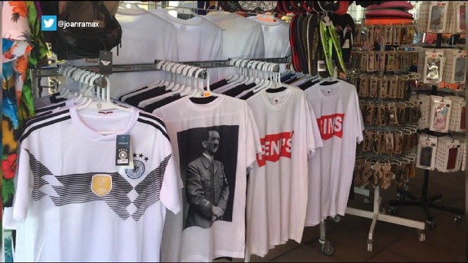 Retiren+de+la+venda+una+camiseta+d%E2%80%99Adolf+Hitler+a+Platja+de+Palma
