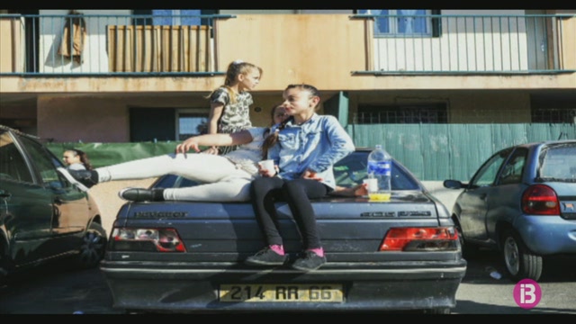 Neus Solà guanya el Premi Menorca DocFest amb un fotoreportatge sobre adolescents gitanes