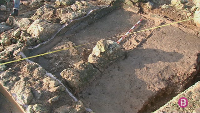 Un equip d’arqueòlegs documenta l’assentament romà des Migjorn Gran