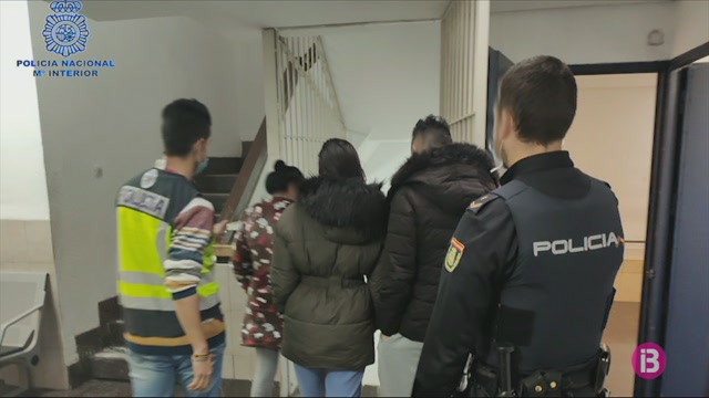 Detinguts vuit presumptes ocupes
