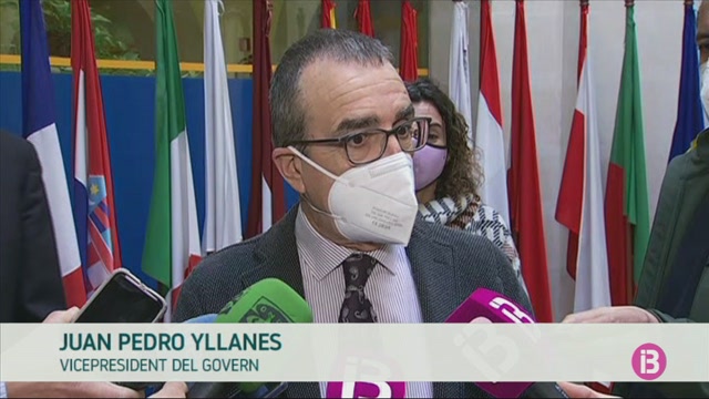 El govern espanyol no preveu accelerar la vacunació a regions turístiques