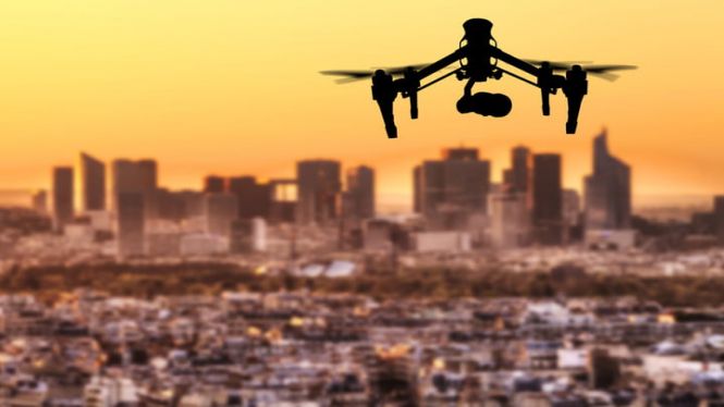 Cada any s’obtenen 200 permisos per pilotar drons a les Balears