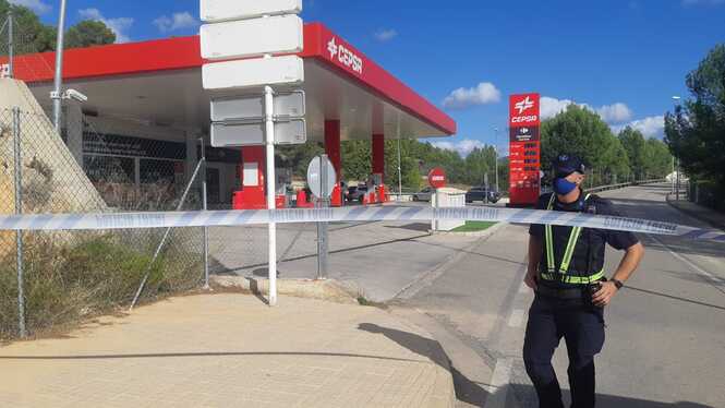 L’escopeta trobada dins el cotxe de la parella morta a Peguera era propietat de l’home