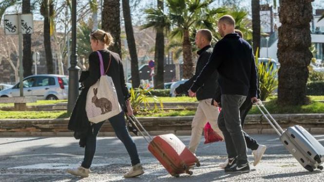 Les Balears, la destinació preferida al maig però amb un 4,5%25 menys de pernoctacions