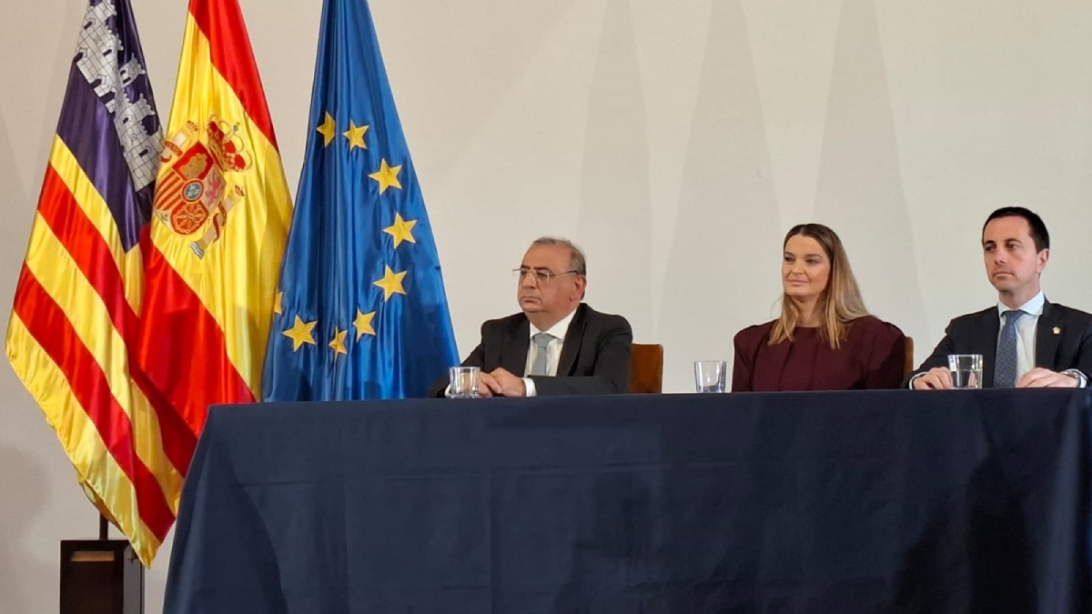 Prohens critica la degradació institucional en el dia de la Constitució