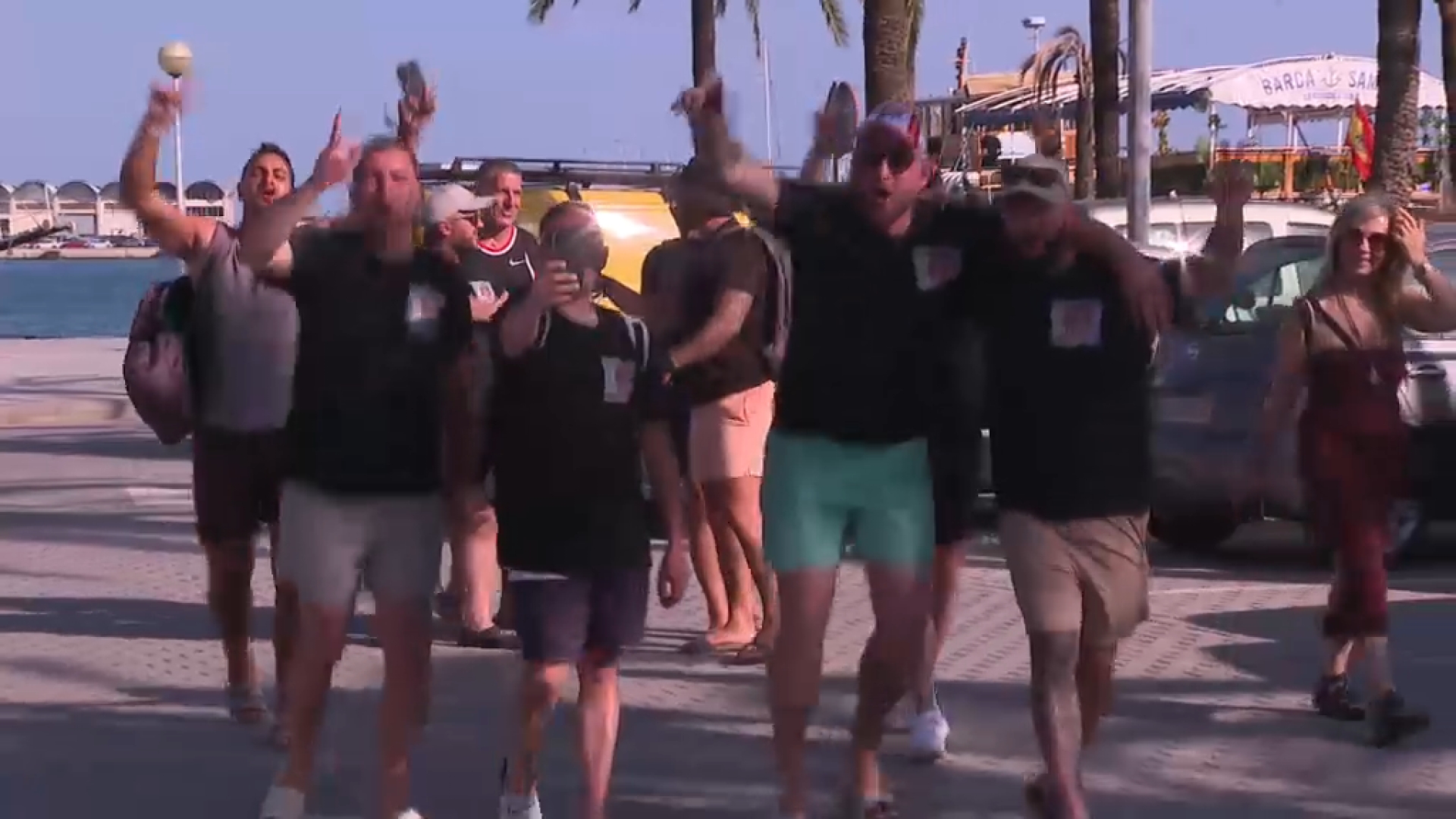 Els veïns del Passeig Marítim de Palma demanen controlar les festes a catamarans