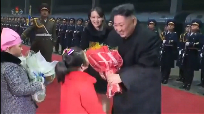 Kim+Jong+Un%2C+rebut+a+Corea+del+Nord+com+un+heroi