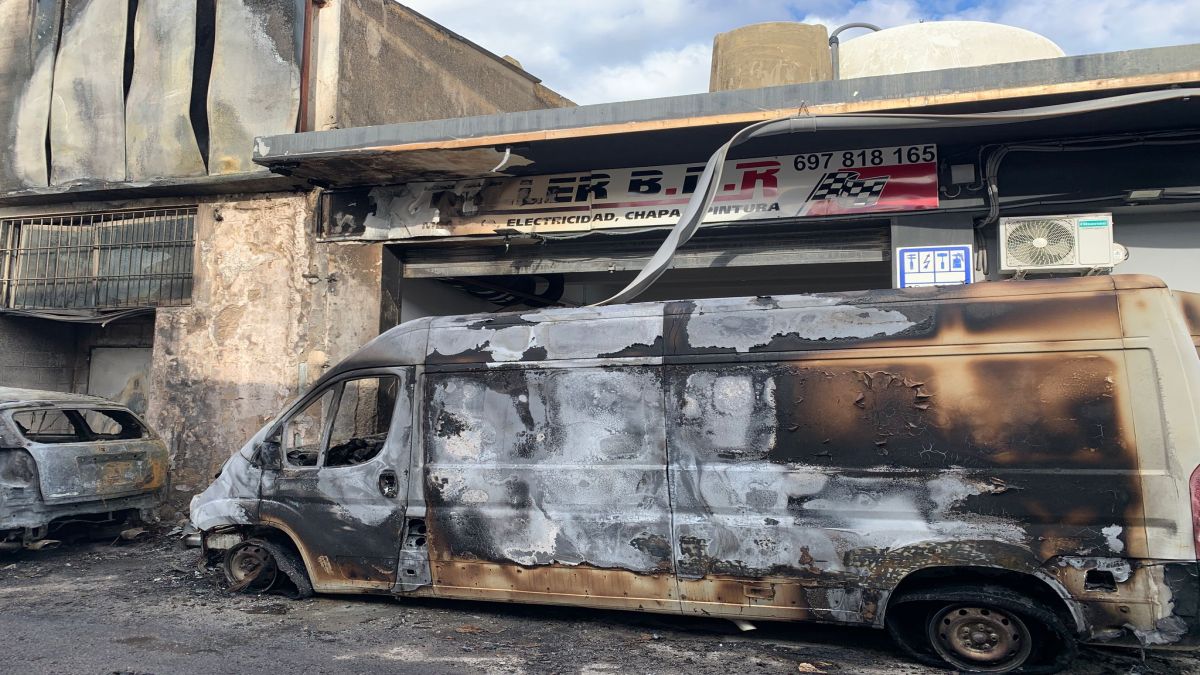 La Policia Nacional investiga les causes de l’incendi de Can Bernat