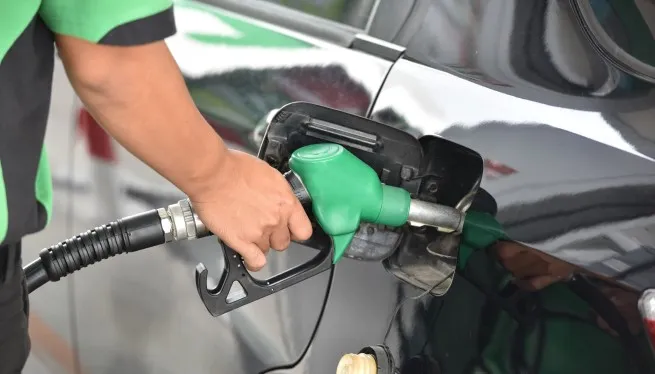 Nou màxim anual en el preu de la benzina després de més de tres mesos a l’alça