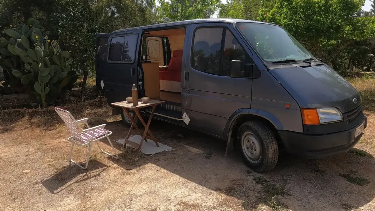 Càmpers o caravanes a partir de 90€ el vespre, a Eivissa