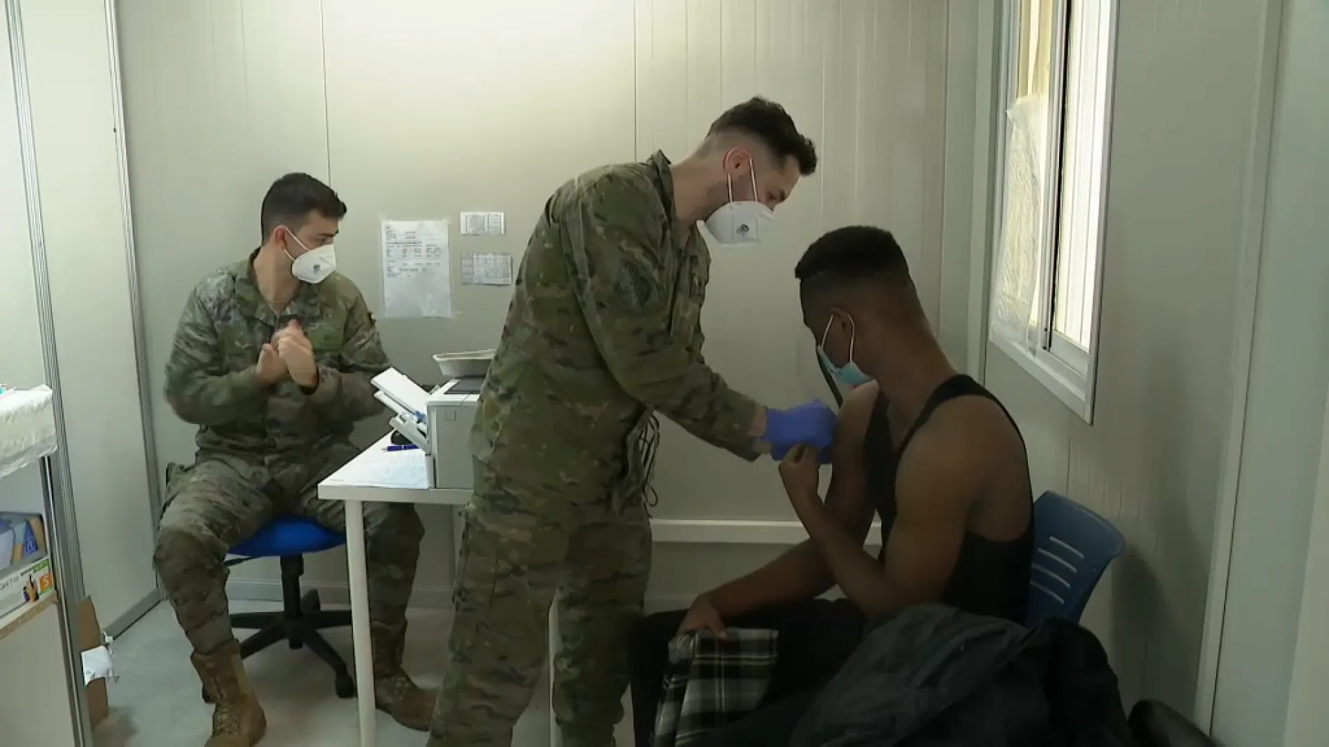 Els militars ja han vacunat a més de 200.000 persones des del desembre