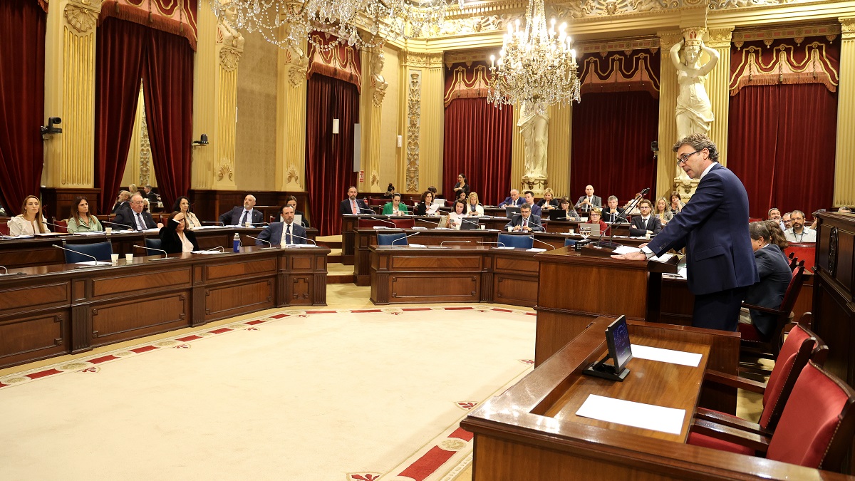 El Govern defensa que els seus consellers cobrin dietes per assistir al Parlament