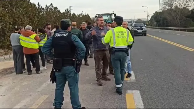 Tractorada a Mallorca contra la política agrària de la Unió Europea: “Que la gent sàpiga a què ens hem d’atenir”