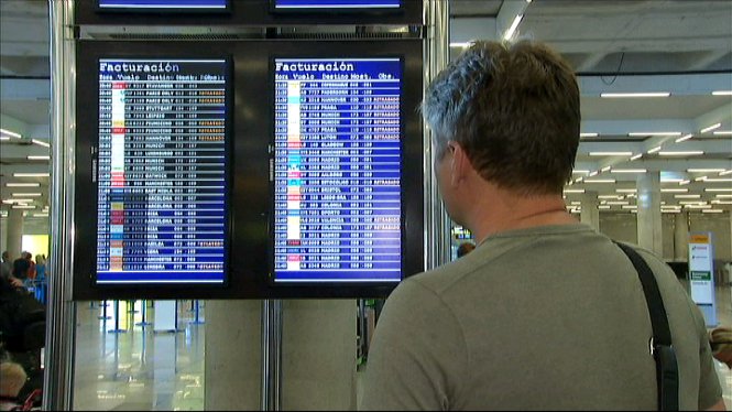 Els passatgers de l’aeroport de Palma augmenten un 19%25 en un any