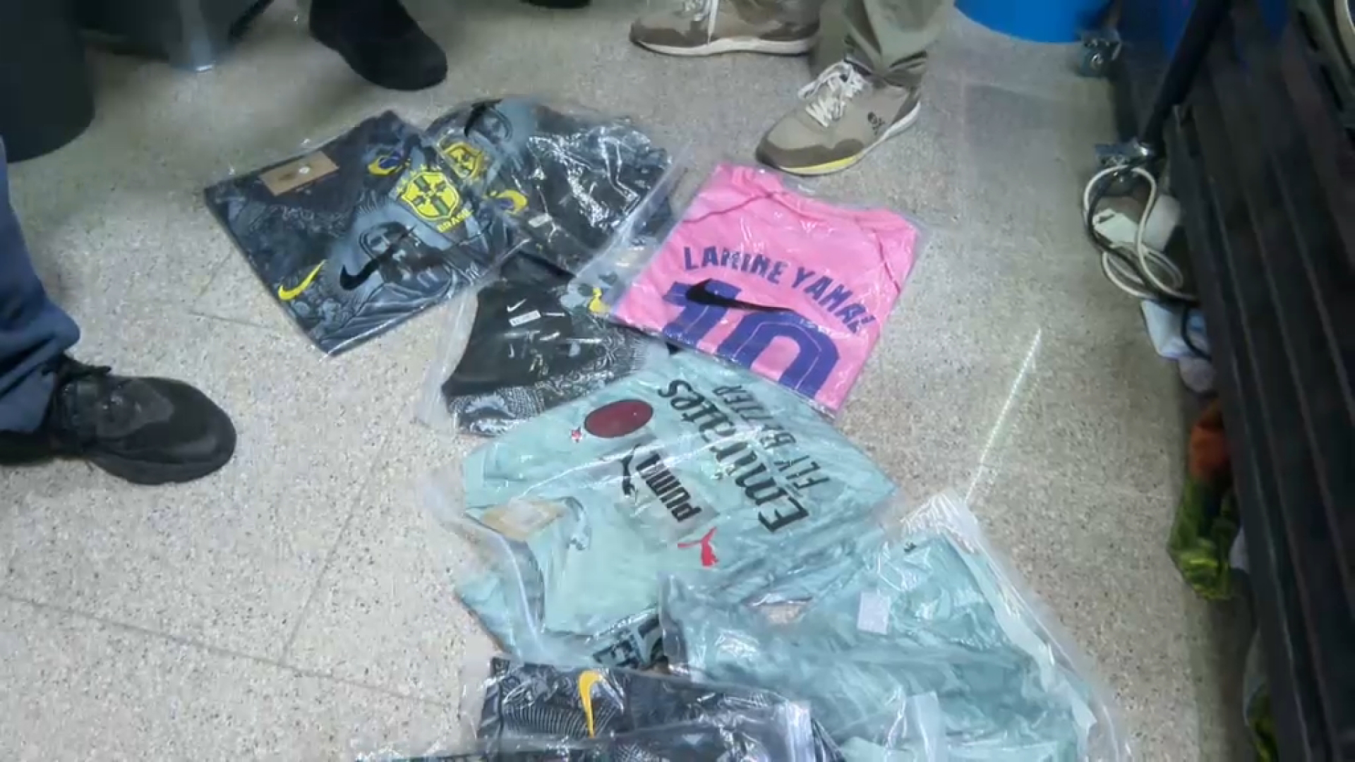 Operatiu contra la venda de productes falsificats a Platja de Palma