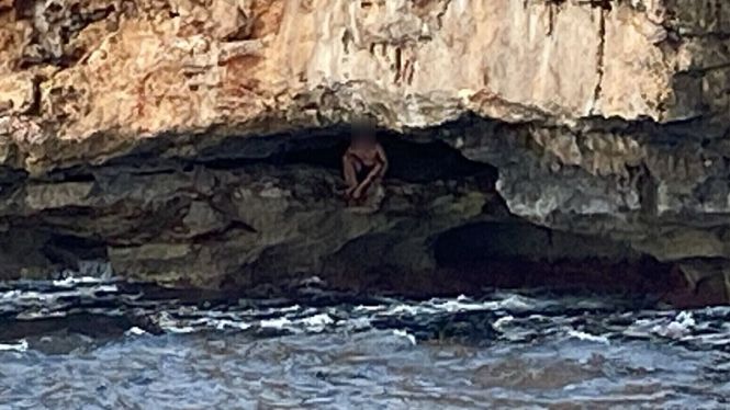 Rescaten un home atrapat a cala sa Nau, a Felanitx