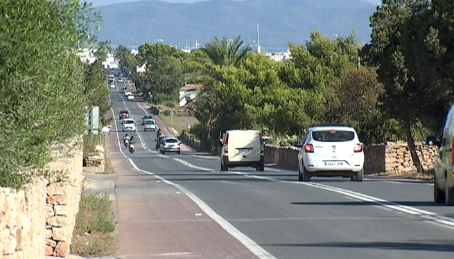 La regulació de l’entrada de vehicles a Formentera s’allargarà dues setmanes