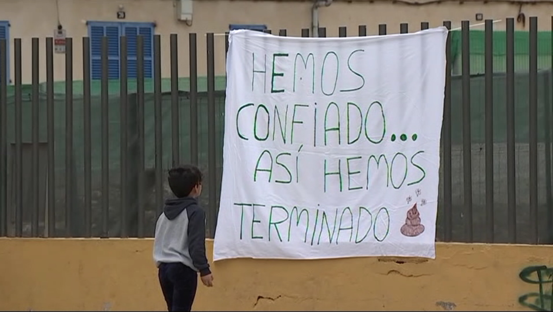 Les famílies del CEIP Ses Comes de Portocristo, fartes per l’endarreriment en la reforma