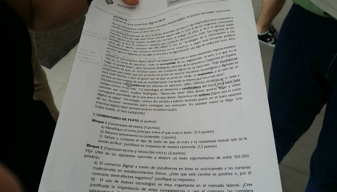 Llengua+Castellana%2C+primer+examen+de+la+Selectivitat%3A+un+article+sobre+l%E2%80%99empresa+digital%2C+el+teatre+fins+al+36+i+la+generaci%C3%B3+del+27