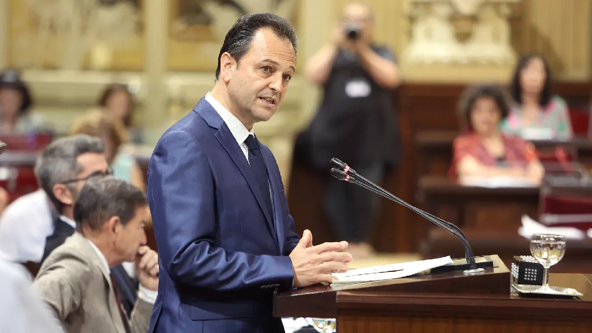 Llorenç Córdoba farà cessar el vicepresident del Consell de Formentera, José Manuel Alcaraz