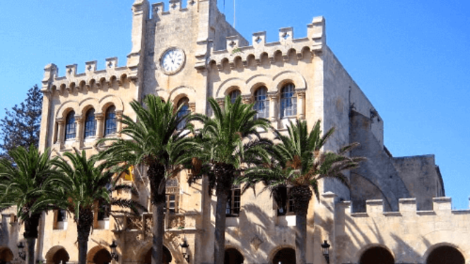Ciutadella dona per perduts 700.000 euros en factures incobrables