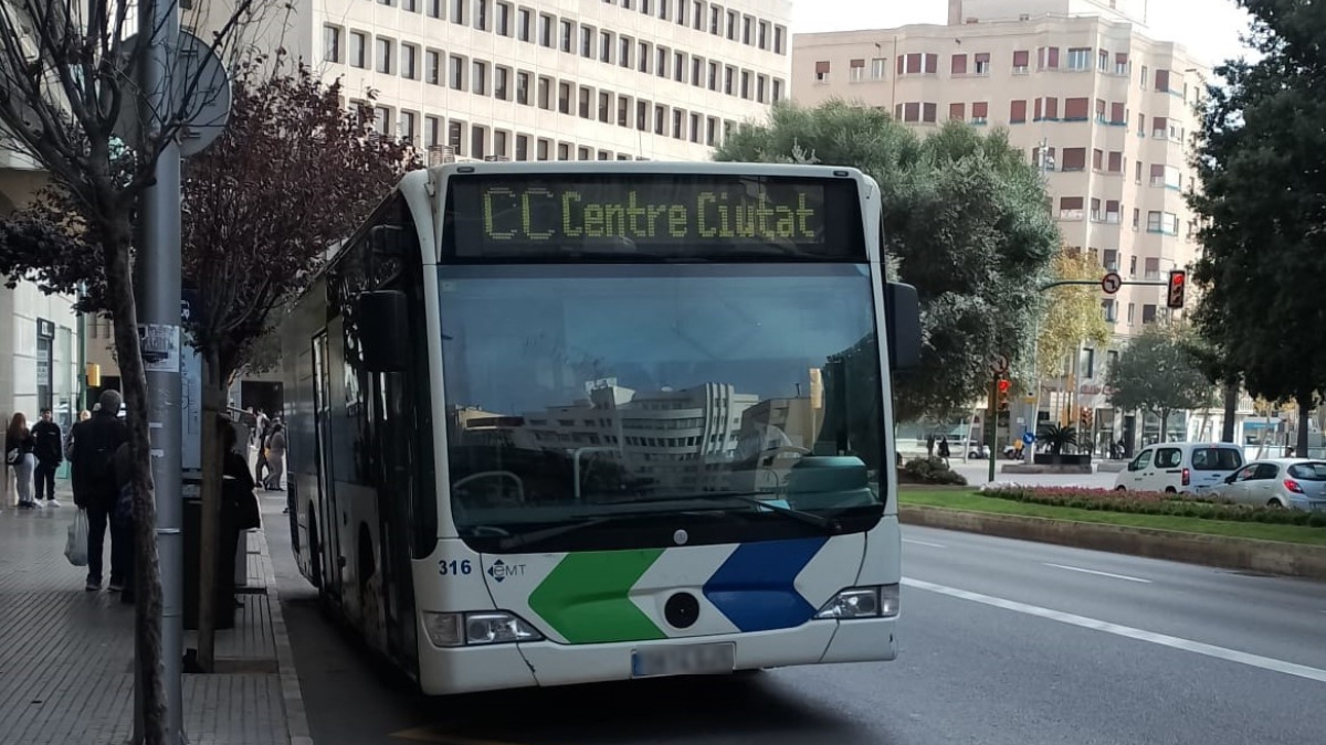 6 ferits en un incident amb un bus de l’EMT de Palma