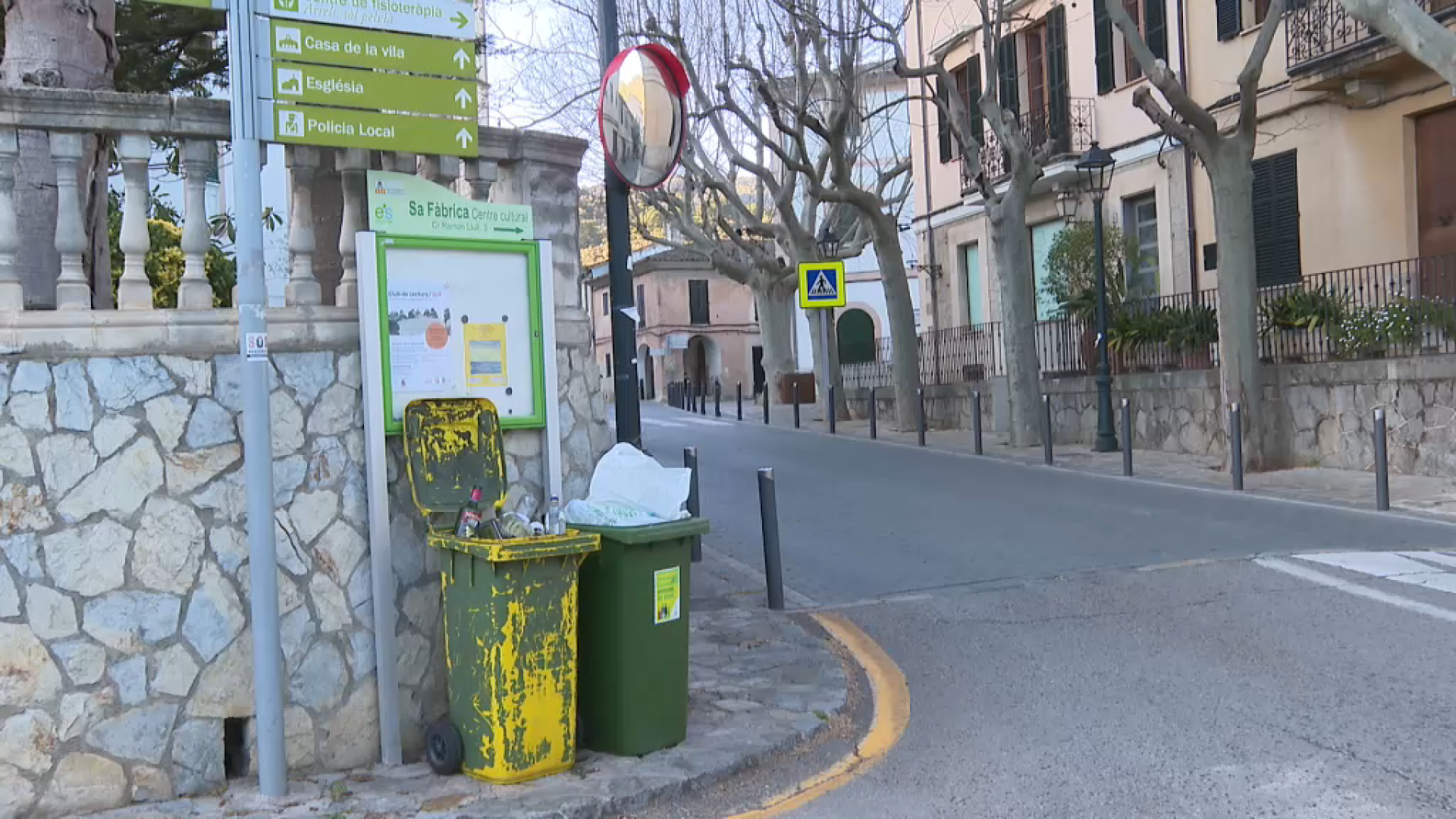 Esporles aprova implantar la recollida de vidre porta a porta