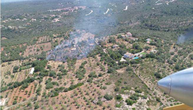 Un incendi agrícola a Sant Jordi crema 0,81 hectàrees de matoll