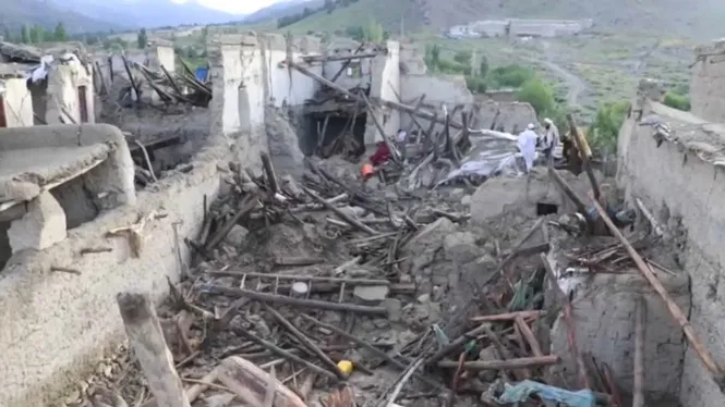 L’ajuda humanitària comença a arribar a les víctimes del terratrèmol de l’Afganistan