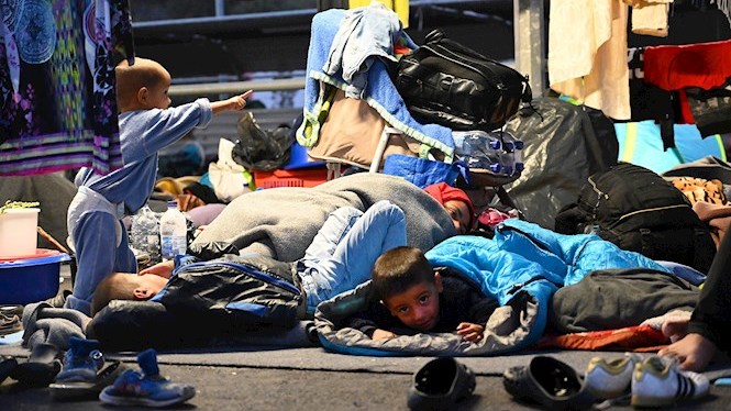 Traslladen+immigrants+al+nou+camp+de+refugiats+de+Lesbos