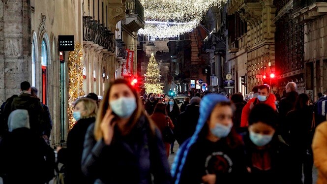 Les noves restriccions després de Nadal que maneja Salut: avançar el toc que queda, tancaments perimetrals i teletreball