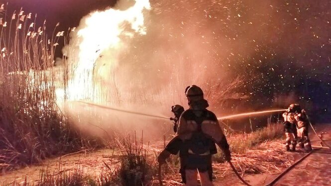 El+balan%C3%A7+del+pitjor+incendi+d%E2%80%99un+mes+de+mar%C3%A7%3A+16+ha+cremades+prop+de+s%E2%80%99Albufera+de+Muro