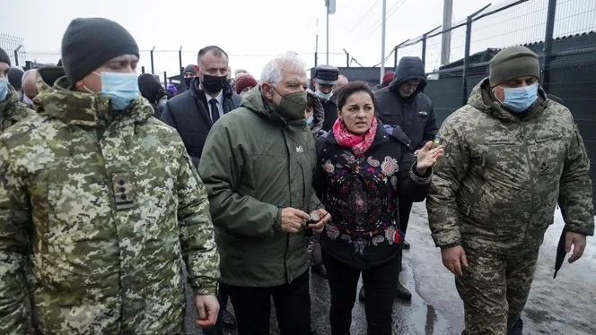 Borrell afirma que Rússia afrontarà “greus conseqüències” si envaeix Ucraïna