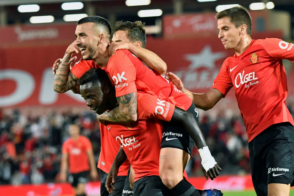 El Mallorca empata 1-1 davant el Sevilla en un partit amb final d’infart