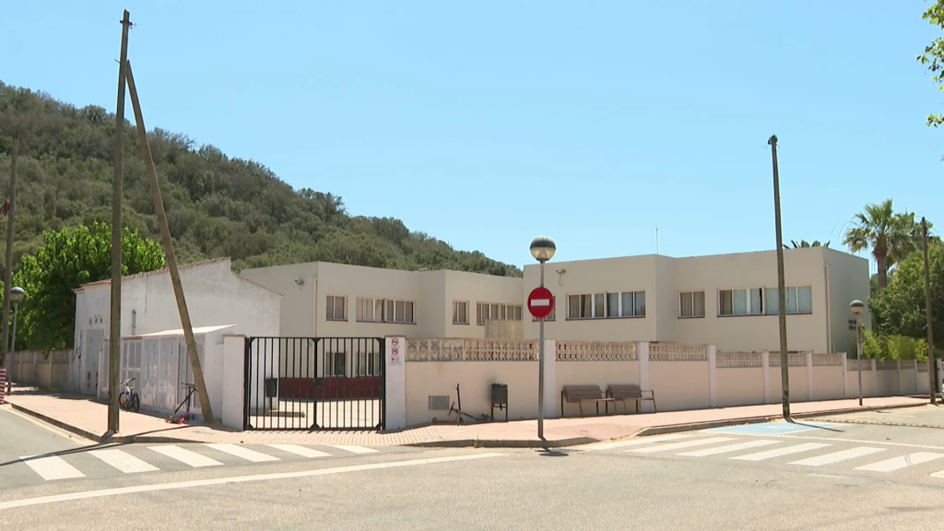 Onze infants sense plaça a l’única escola pública de Ferreries