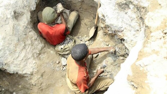 Moren 30 miners per l’esfondrament d’una galeria d’or a l’est del Congo