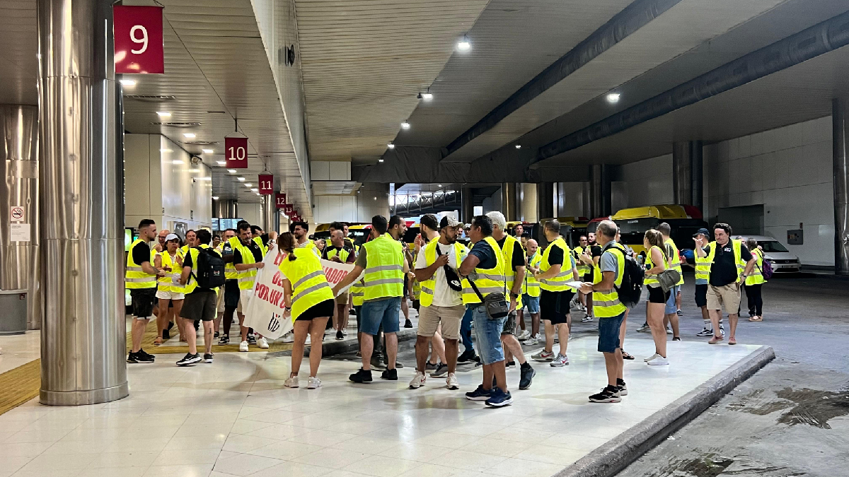 Arrenca la segona jornada de vaga al TIB sense incidents