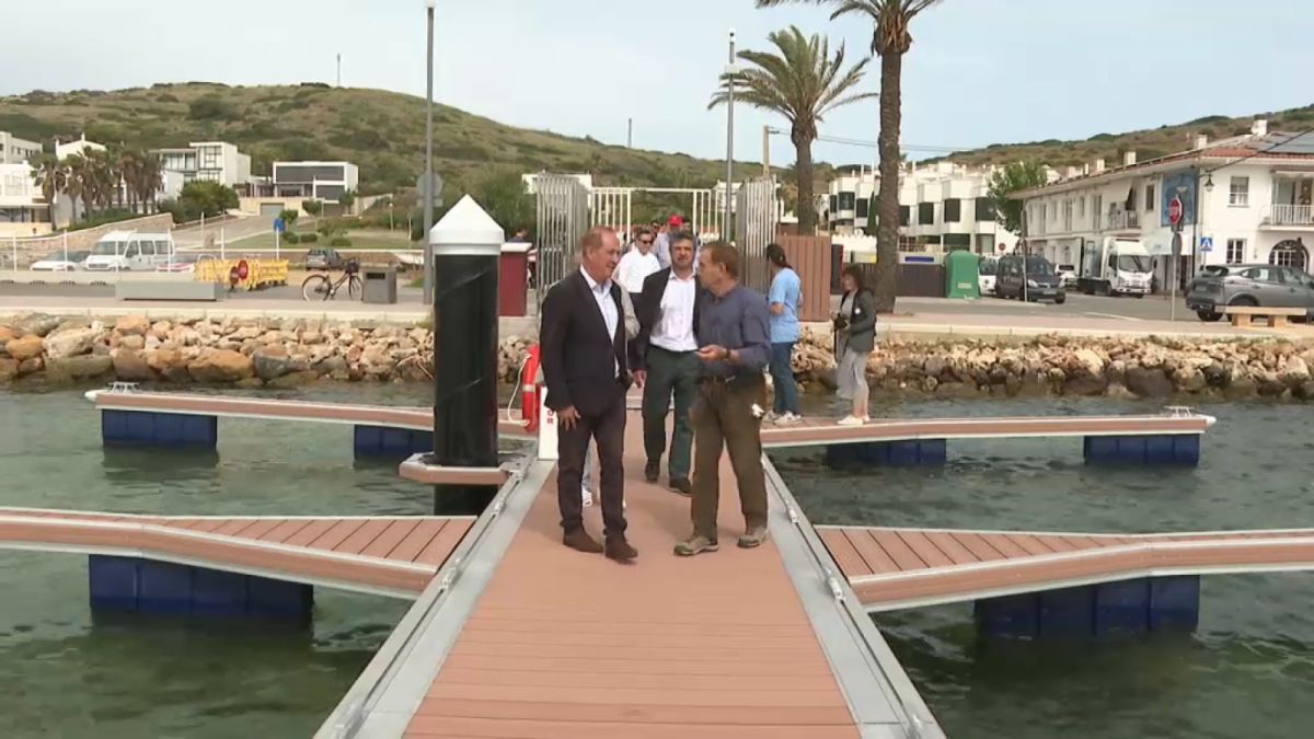 PortsIB entrega en un acte els 286 amarraments del port de Fornells a les cinc empreses adjudicatàries