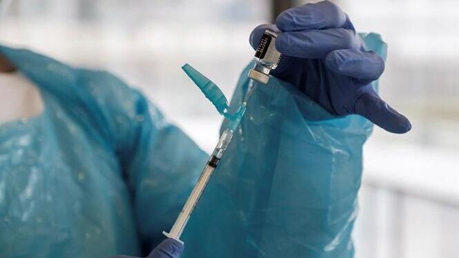 El Govern descarta dimissions per la polèmica de les vacunacions