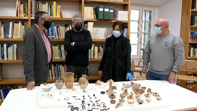 El Museu de Menorca suma una nova col·lecció d’arqueologia cedida per la família Busutil Cànovas
