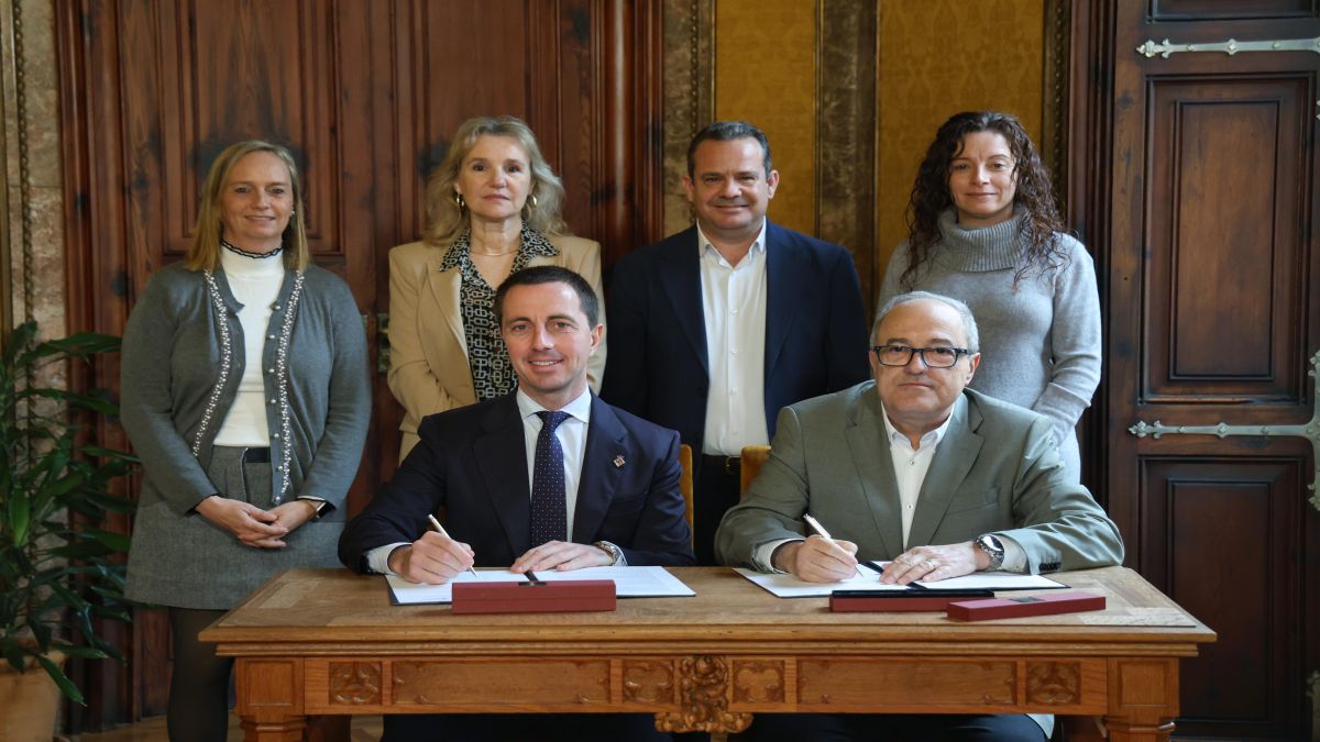 El Consell de Mallorca i IB3 acosten la radiotelevisió pública a joves i persones majors amb visites guiades