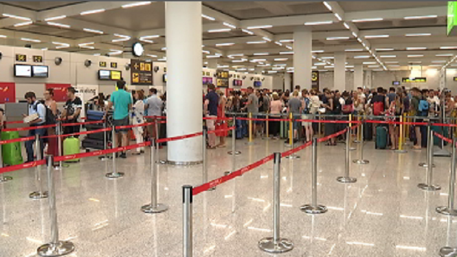 223.000+passatgers+passen+pels+aeroports+de+Balears+el+15+d%E2%80%99agost