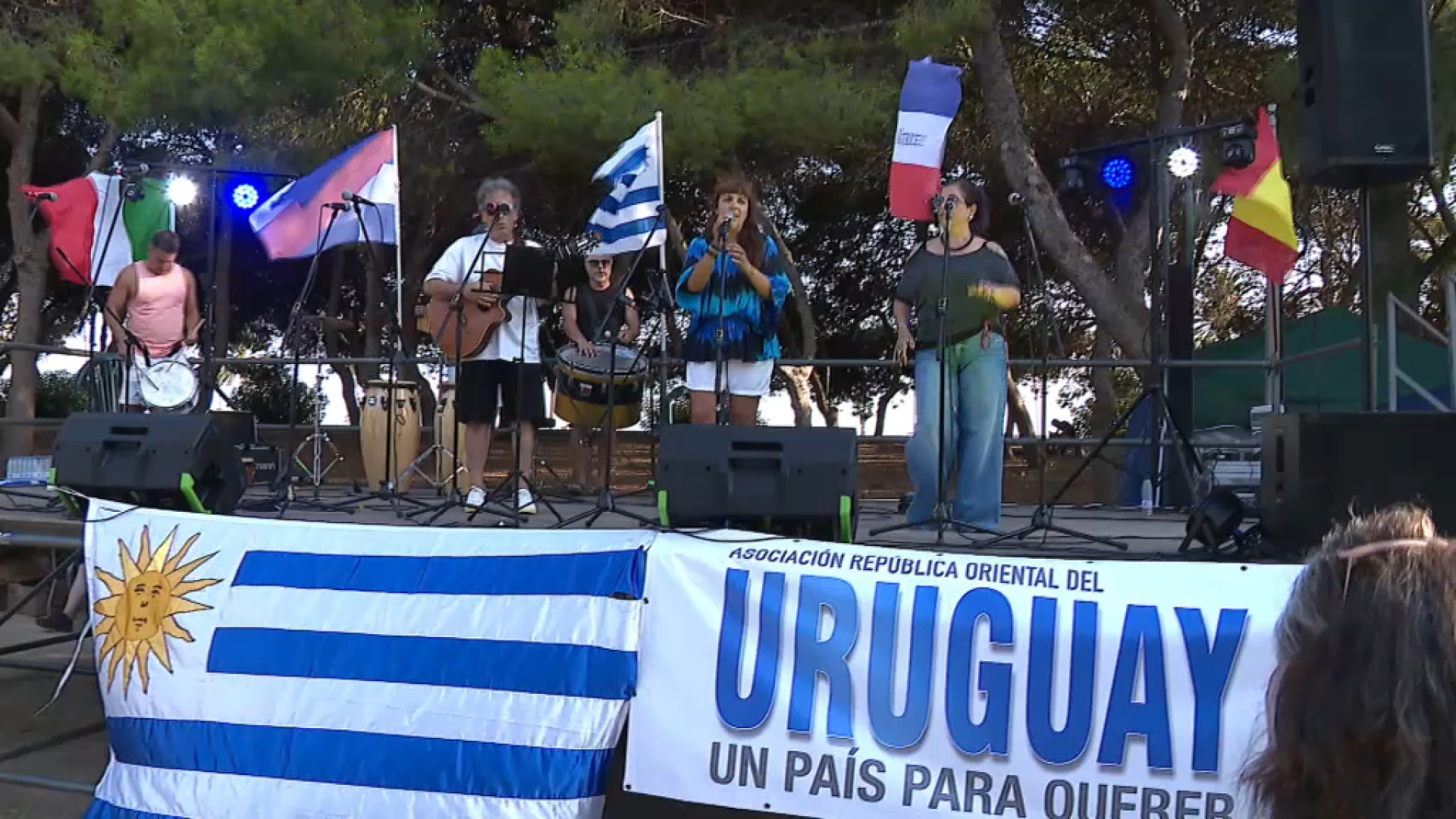El+bicentenari+de+la+independ%C3%A8ncia+de+l%E2%80%99Uruguai%2C+al+parc+de+la+Mar