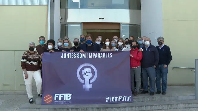La Federació Balear de Futbol reivindica la igualtat en el Dia de les Dones