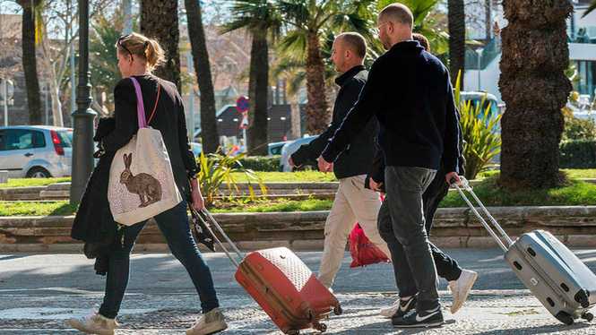 La despesa de turistes estrangers a Balears cau un 3,3%25 a l’octubre