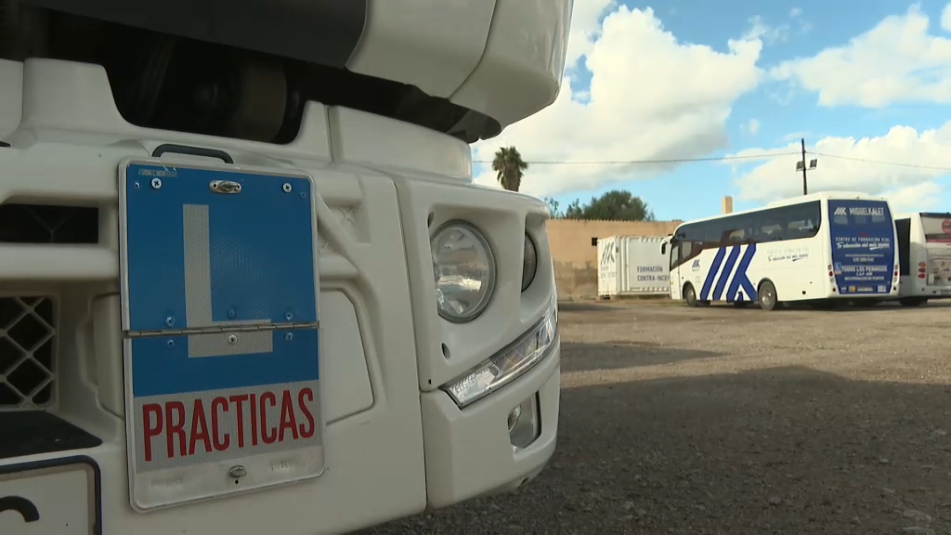 Manquen conductors d’aubusos i camions, la plantilla s’envelleix